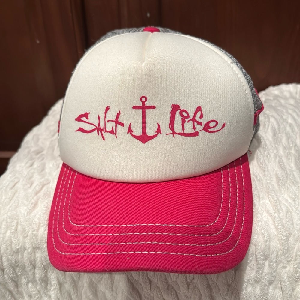 Salt Life Pink, White, & Gray Snapback Trucker Hat | Fishing Cap